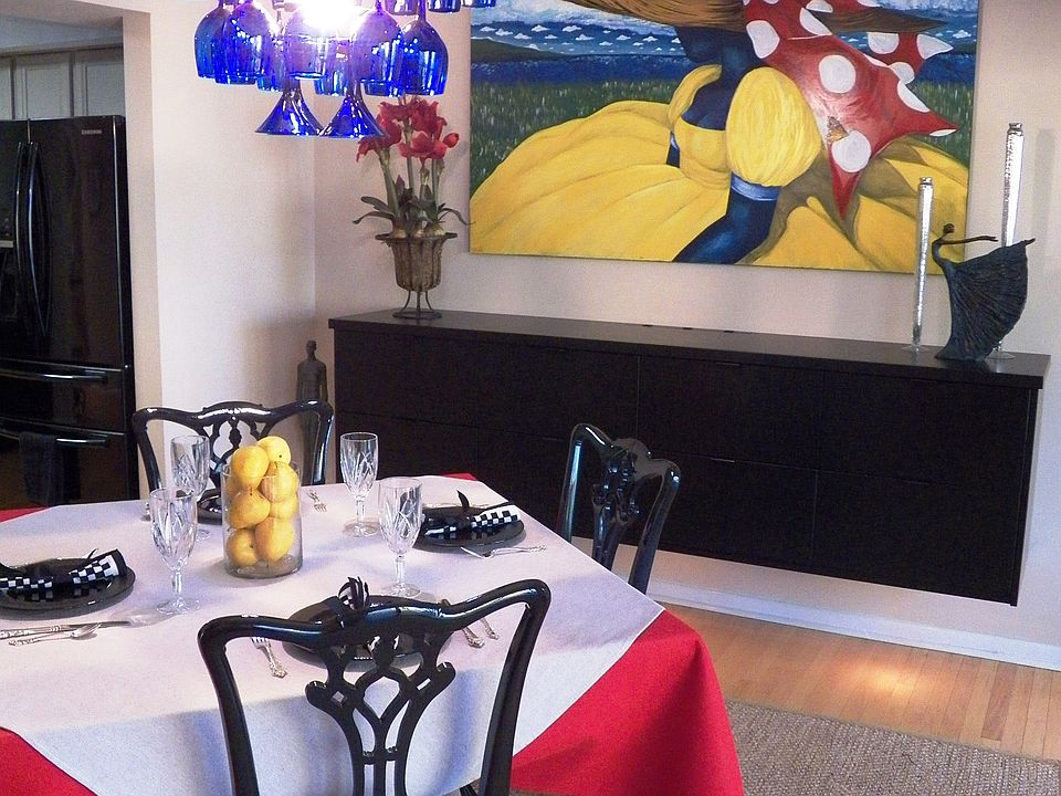 built in buffet in DR