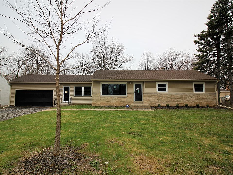 1st image of 4751 N 106th St