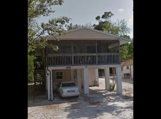 9 Dolphin Rd, Key Largo, FL 33037