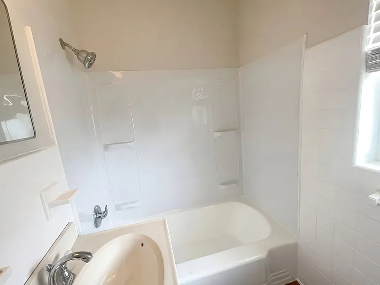 6128 Robbins Cir S — Photo 9