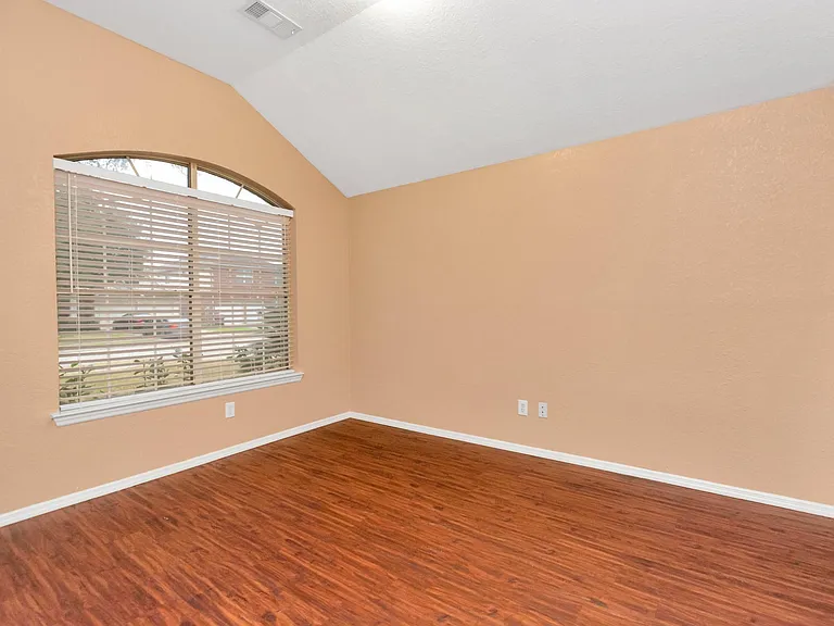 8506 Chancellorsville Ln — Photo 6