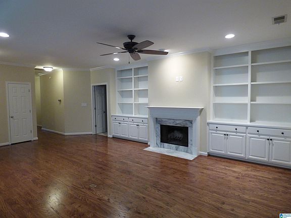 2nd image of 1115 Berwick Rd
