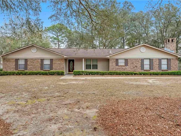 7224 Fir Dr, Saraland, AL 36571