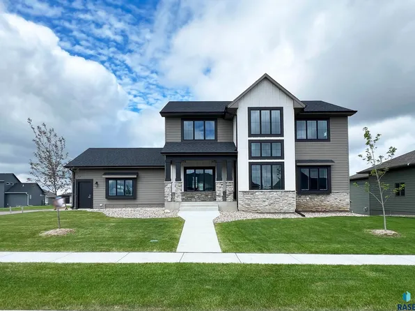 2713 S Galena Ave, Sioux Falls, SD 57110