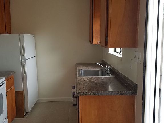 4th image of 114 Maher Ct #114