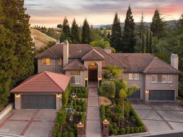 90 Royal Ridge Ct, Alamo, CA 94507