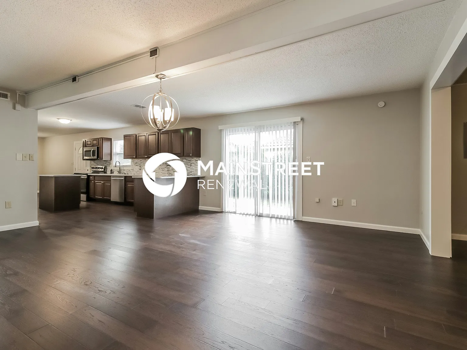 104 Hallmark Ct — Photo 4