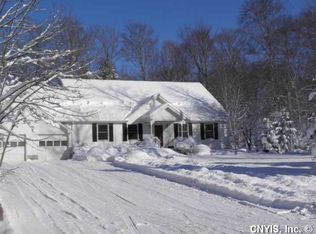 98 Rust Memorial Rd, Central Square, NY 13036