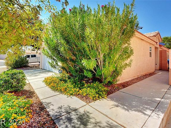 2nd image of 9168 Sparklewood Ct