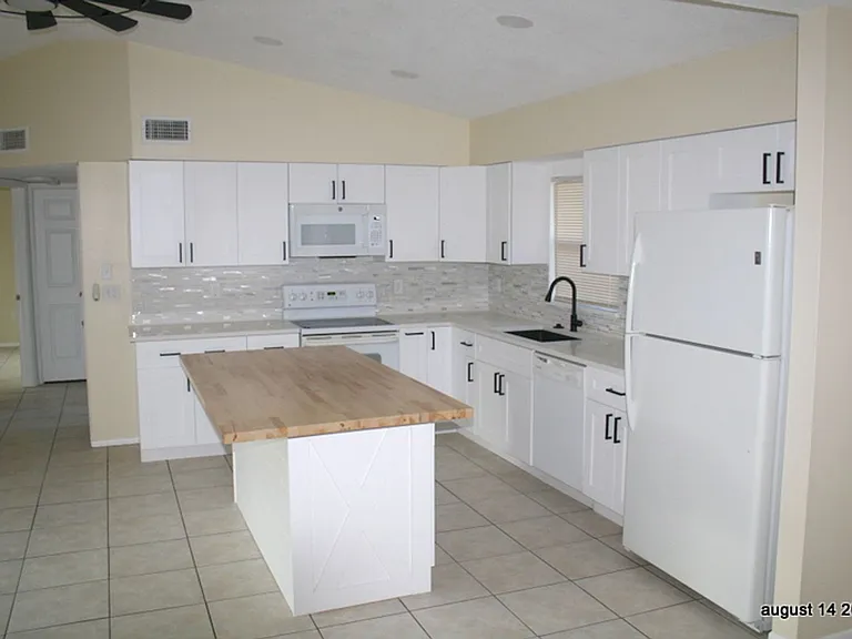 5708 Illinois Ave — Photo 6