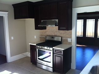 2nd image of 711 Juana Ave