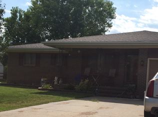 2705 Maralane Ave, Dodge City, KS 67801
