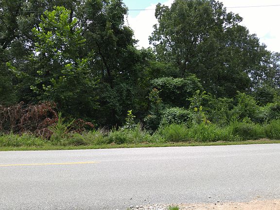 Middle along Road