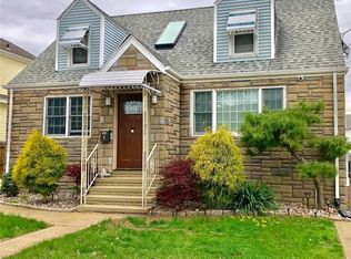 4 Townsend Ave, New Haven, CT 06512