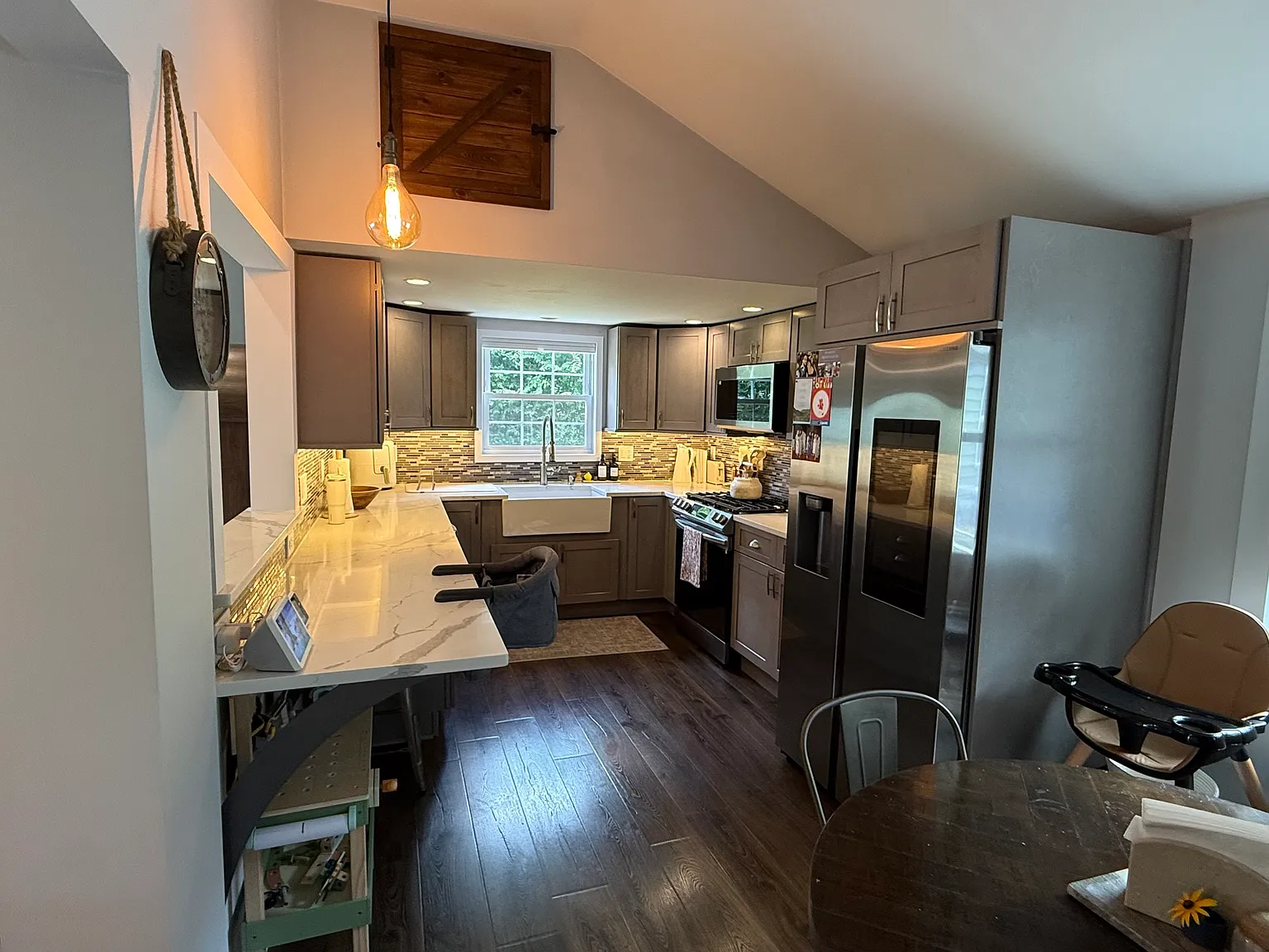 2 bed, 1184 sqft, $2,900 — Photo 3
