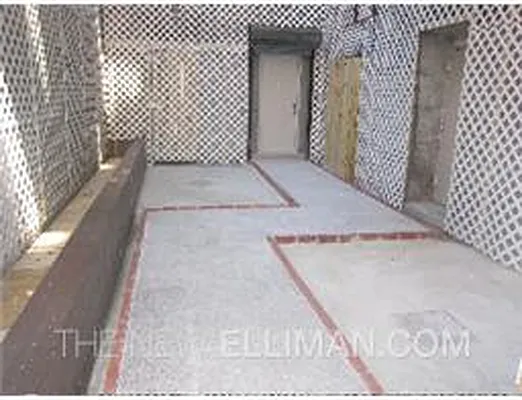 Rented by Douglas Elliman | media 17