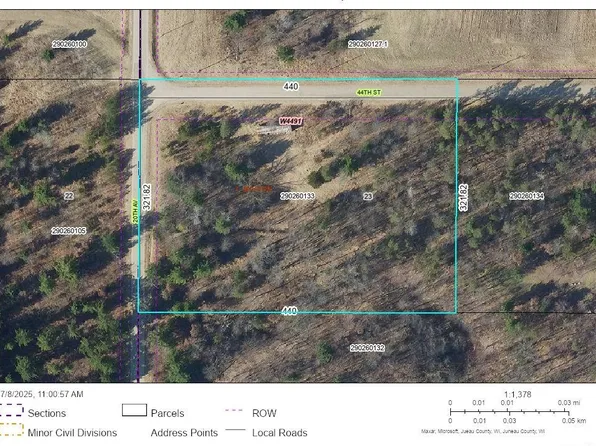 W4491 44th St, Mauston, WI 53948