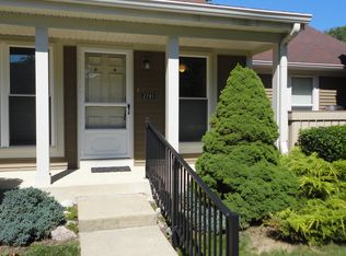 2701 Winthrop Ct, Ann Arbor, MI 48104