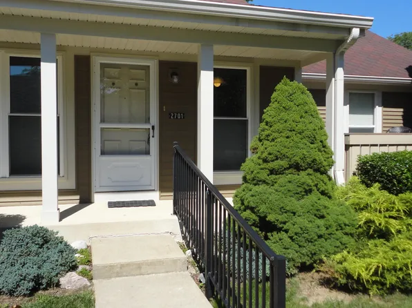 2701 Winthrop Ct, Ann Arbor, MI 48104