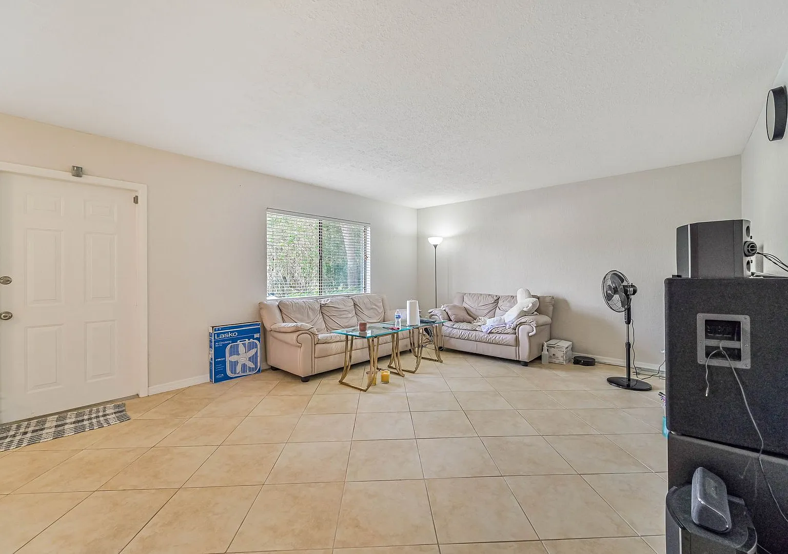 4633 Bayshore Dr — Photo 4