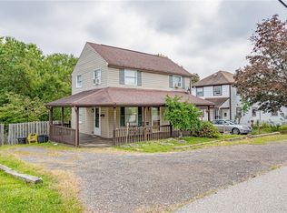 531 Independence Dr, Clairton, PA 15025