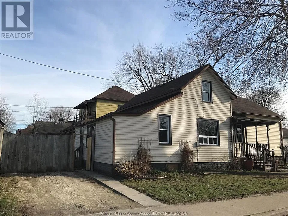 304 Parent Ave #1