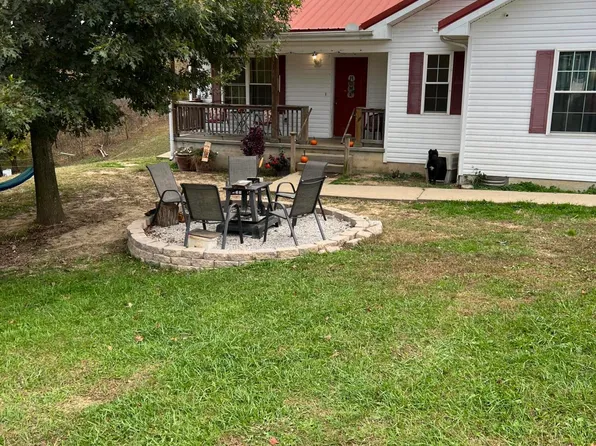 27 Maple Lick Subdivision Rd, Booneville, KY 41314