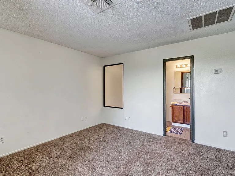 Avanti Townhomes — Photo 6