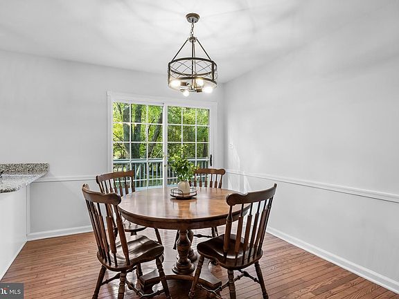 4th image of 145 Tuckerton Rd