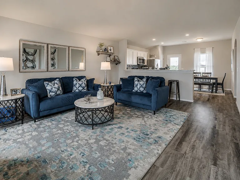 3600 S 1st Pl — Photo 2