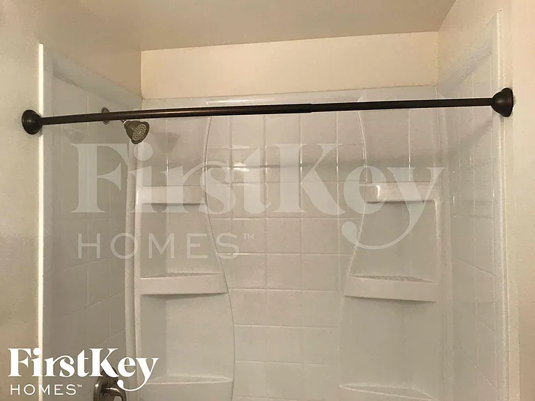 8802 N 35th Dr — Photo 21