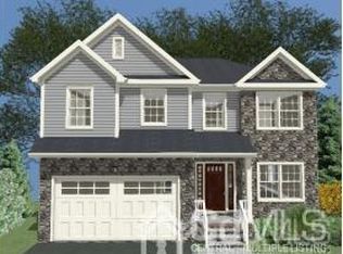 42 Goodrich St, Iselin, NJ 08830