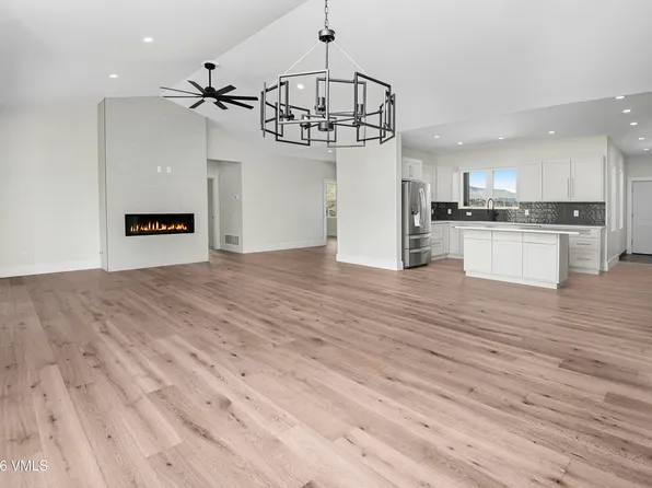 211 Timberwolf Dr, Gypsum, CO 81637