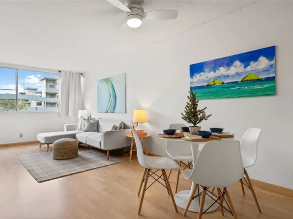 46-232 Kahuhipa St APT B206, Kaneohe, HI 96744