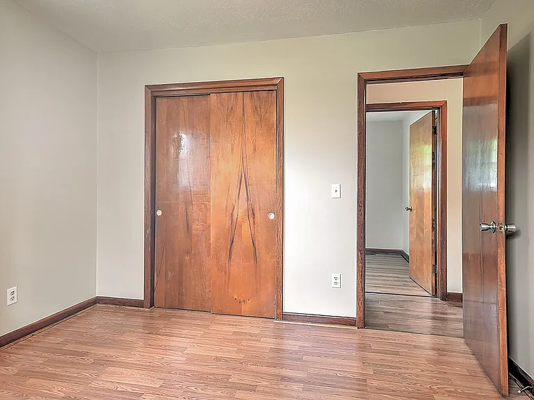 945 Bishop Loop — Photo 8