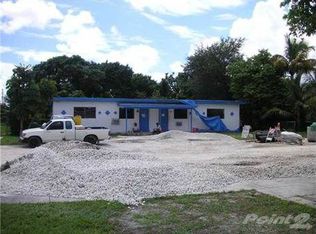 1082 NW 106th St, Miami, FL 33150