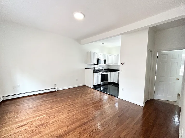 269 Bolton St #2B — Photo 5
