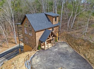 893 Beverly Hills Dr, Sevierville, TN 37862