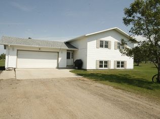 1576 27th Ave NE, Manvel, ND 58256