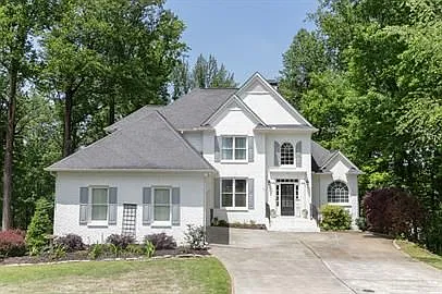 215 Glenbrook Ln