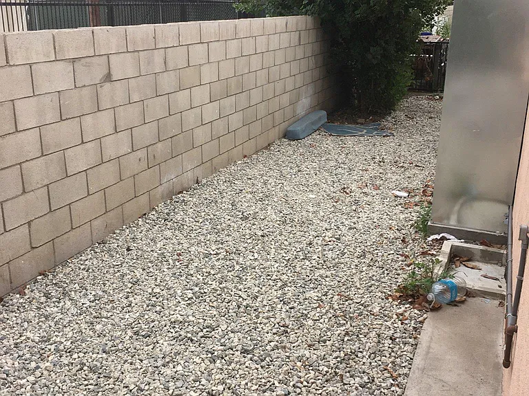 E Pleasant Valley Rd — Photo 10