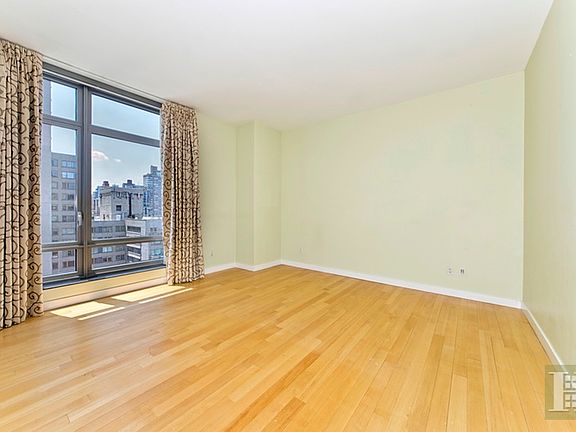 3rd image of 450 E 83rd St APT 10D