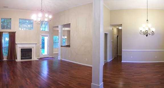 3rd image of 305 Essex Dr