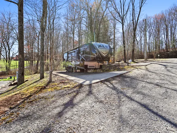 77 Mountain Meadows End, Morganton, GA 30560