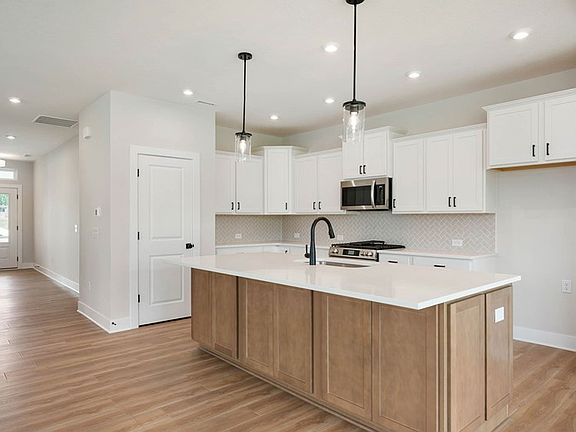 The Landram - Kitchen