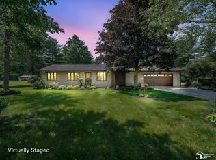 2225 Steiner Rd, Monroe, MI 48162