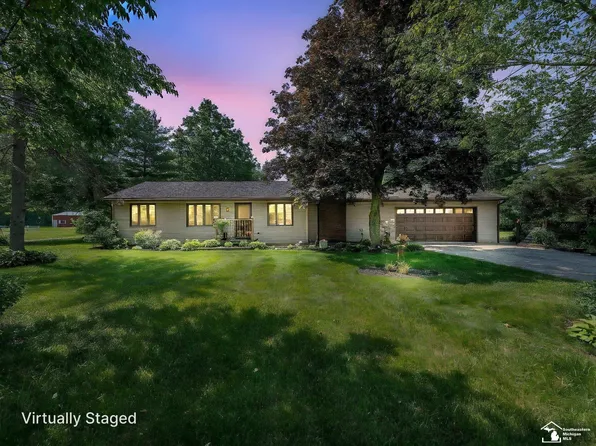 2225 Steiner Rd, Monroe, MI 48162