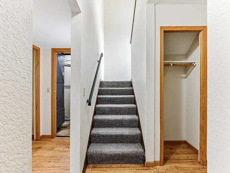 Victoria Townhomes — Photo 12
