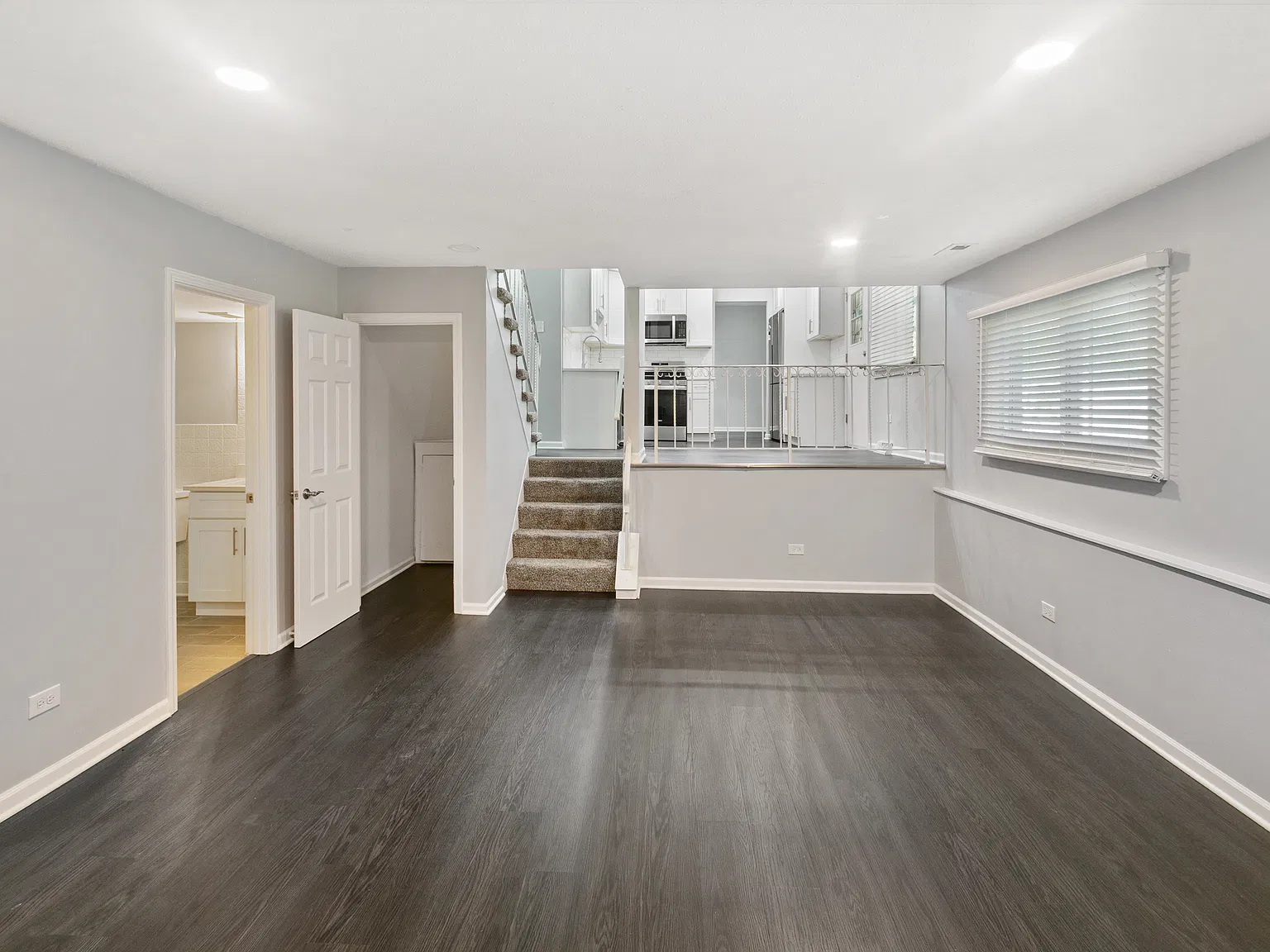 3 bed, 1250 sqft, $2,595 — Photo 4