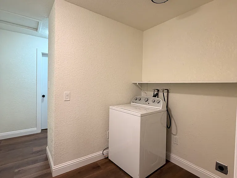 2926 Piazza Ct #1 — Photo 29